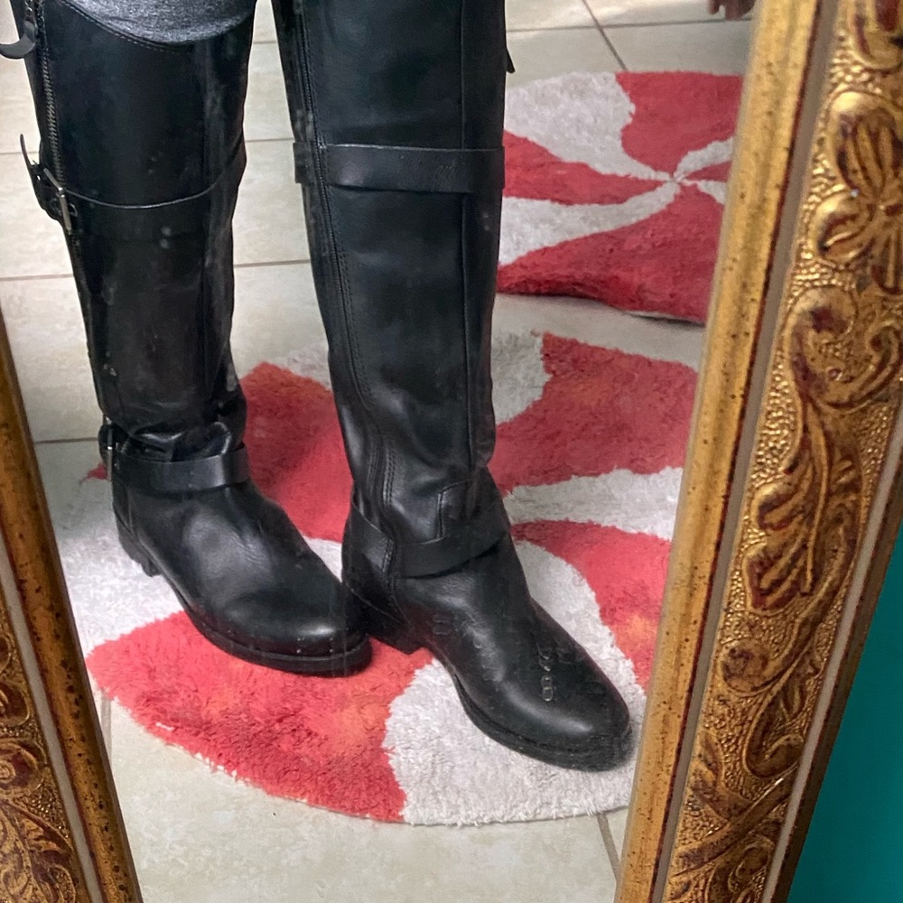 Black leather Boots